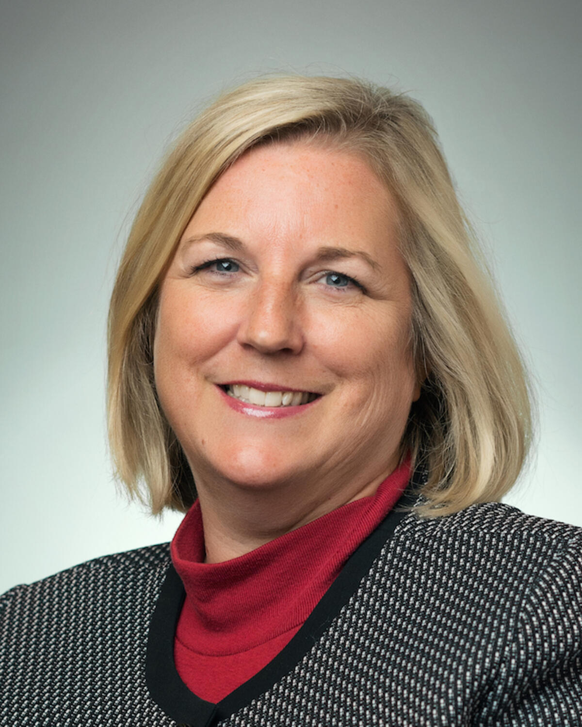 Headshot Image for Lynn Mayabb